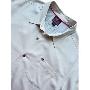 Quiksilver Shirt Mens XL Plaid Button Up Beige Brown Cream Check Short Sleeve